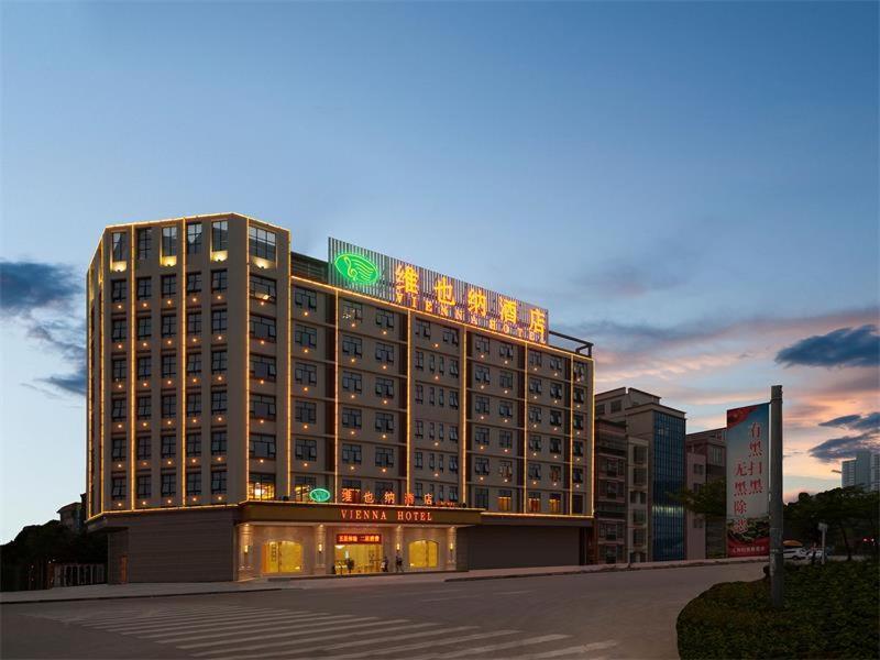 Vienna Hotel Huiyang Sanhe Square Хуижоу Екстериор снимка